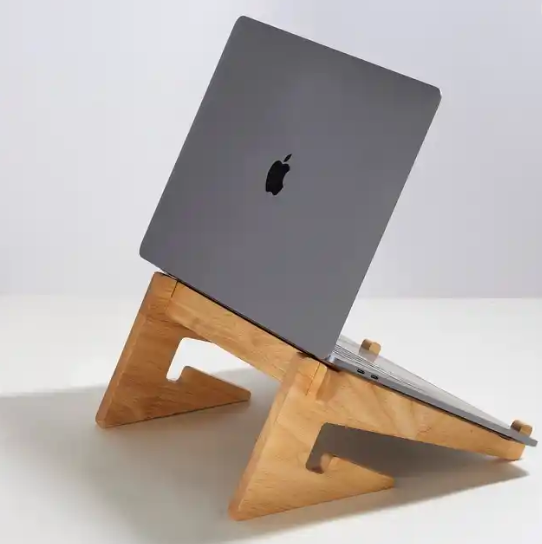 Soporte de madera para laptop